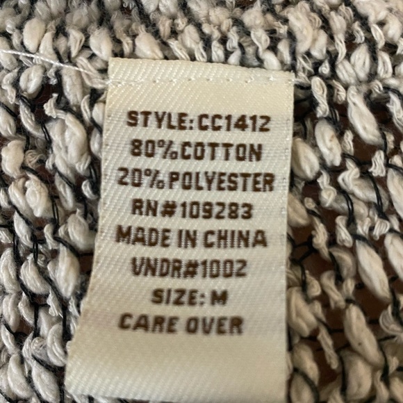 🎈VINTAGE Havana knit black and white V neck sweater size  M - Picture 8 of 11